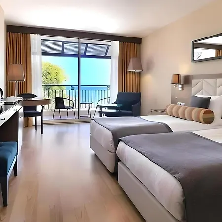 The Maxim Resort By Hilton * 케메르