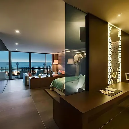 아파트 The Maxim Resort By Hilton