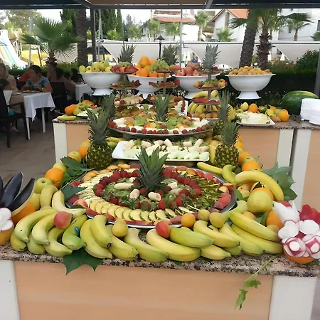 아파트 The Maxim Resort By Hilton 케메르