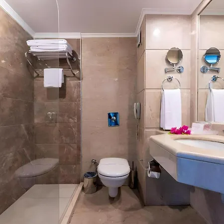 아파트 The Maxim Resort By Hilton 케메르