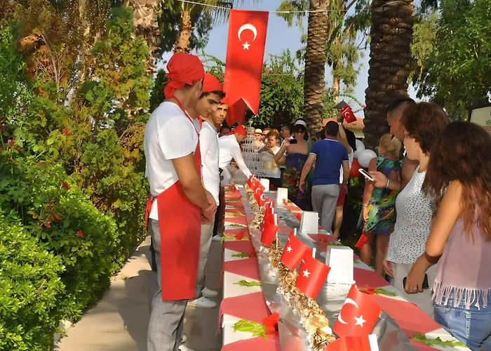 The Maxim Resort By Hilton