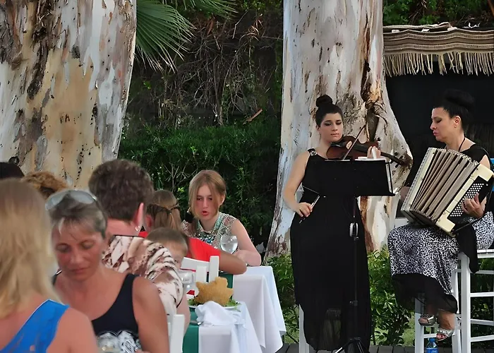 The Maxim Resort By Hilton Daire *