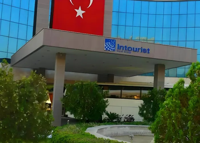 The Maxim Resort By Hilton *